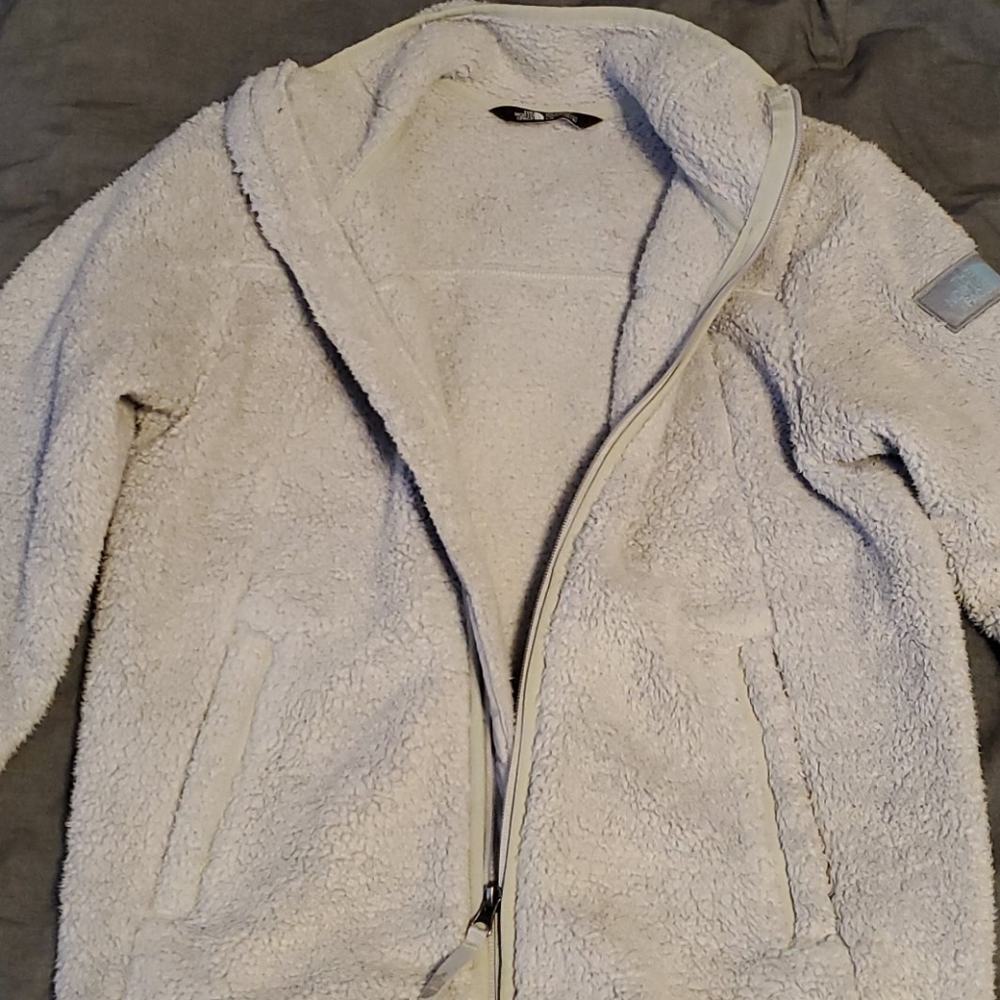 Jackets - Picture 4 of 4